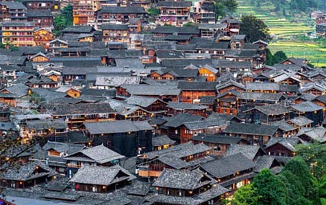 磐石6种常见的外墙仿石漆施工工艺！